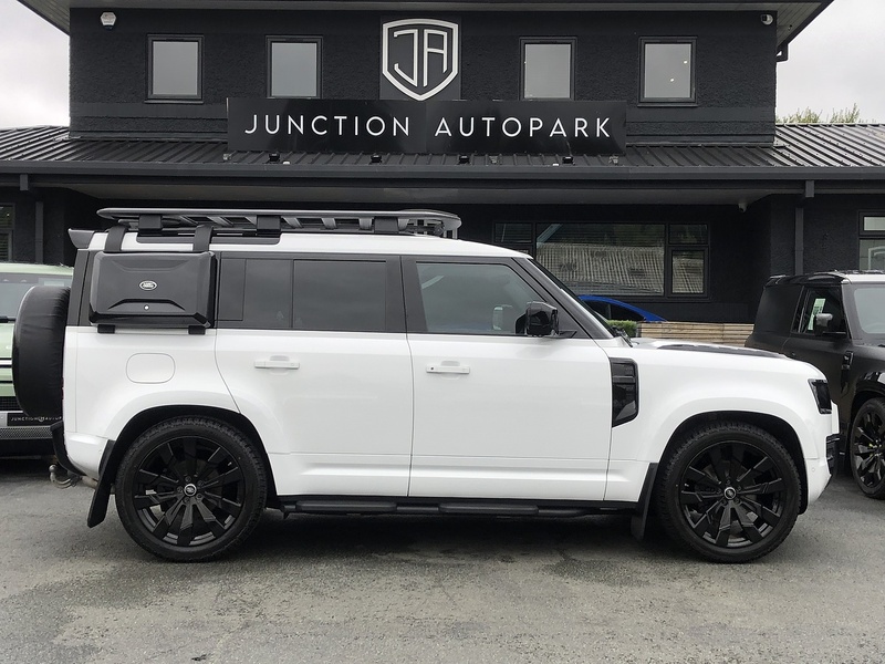 Land Rover Defender 110 D250 MHEV S - U1655