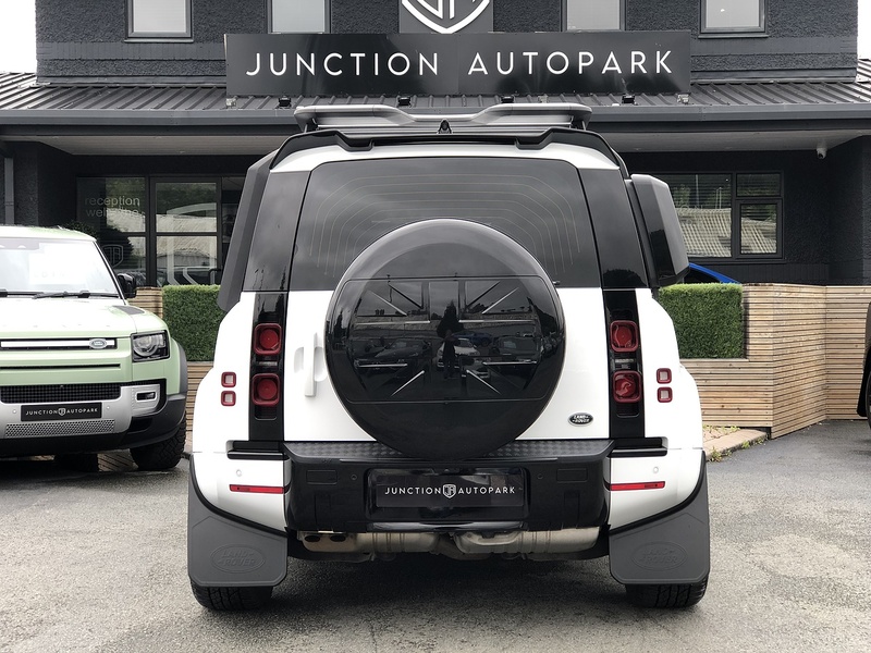 Land Rover Defender 110 D250 MHEV S - U1655