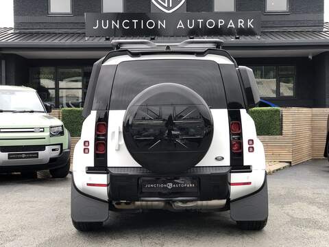 Land Rover Defender 110 D250 MHEV S - U1655