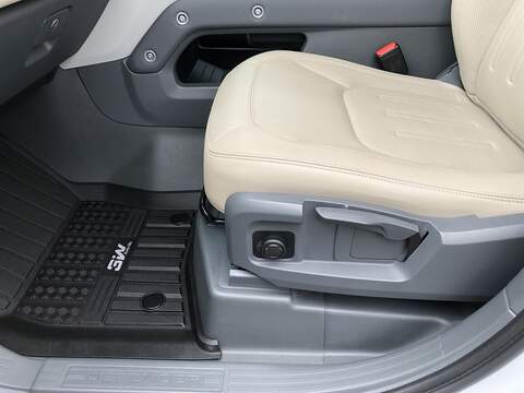 Land Rover Defender 110 D250 MHEV S - U1655