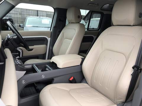 Land Rover Defender 110 D250 MHEV S - U1655