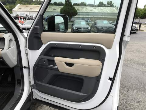 Land Rover Defender 110 D250 MHEV S - U1655