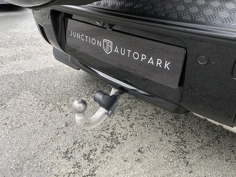 Land Rover Defender 110 D250 MHEV S - U1655