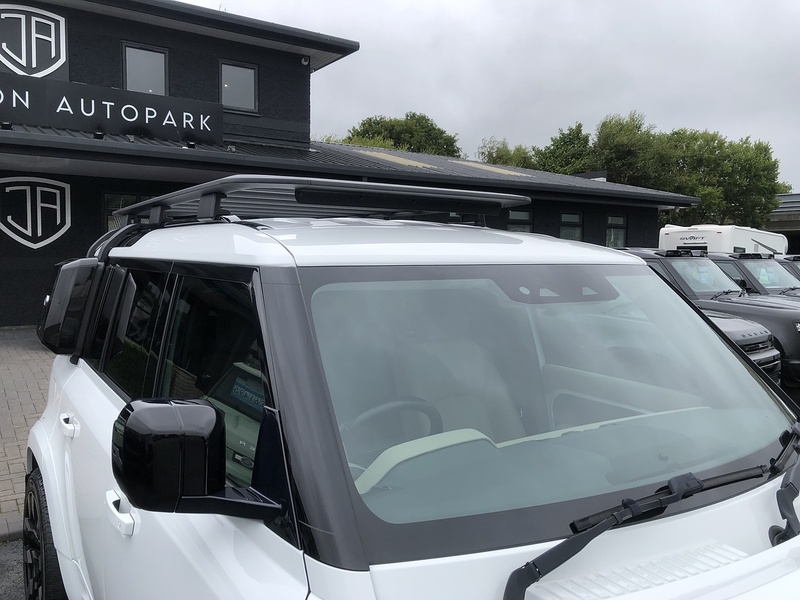 Land Rover Defender 110 D250 MHEV S - U1655