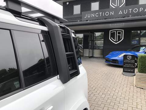 Land Rover Defender 110 D250 MHEV S - U1655