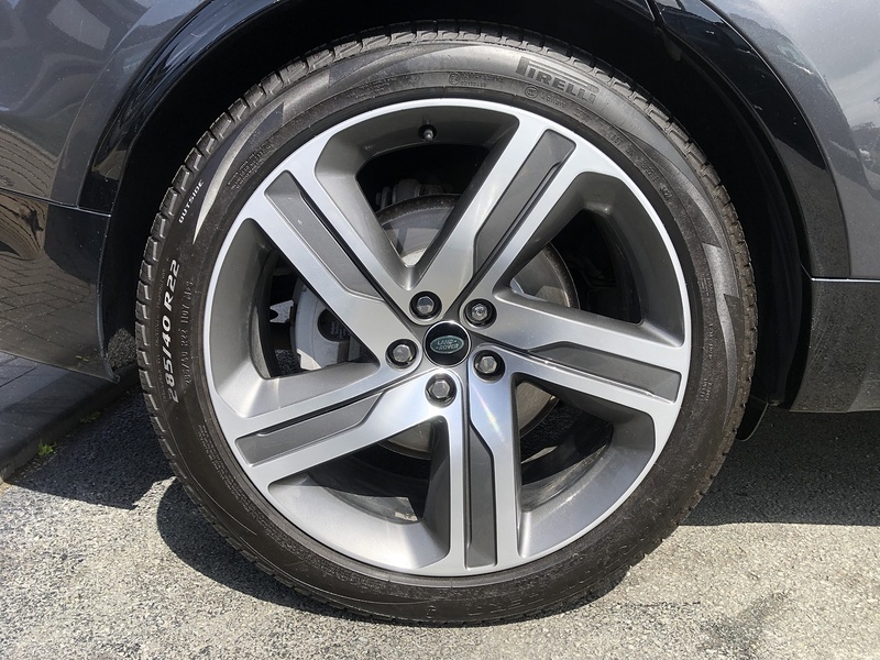 Land Rover Discovery D300 MHEV R-Dynamic HSE - U1660