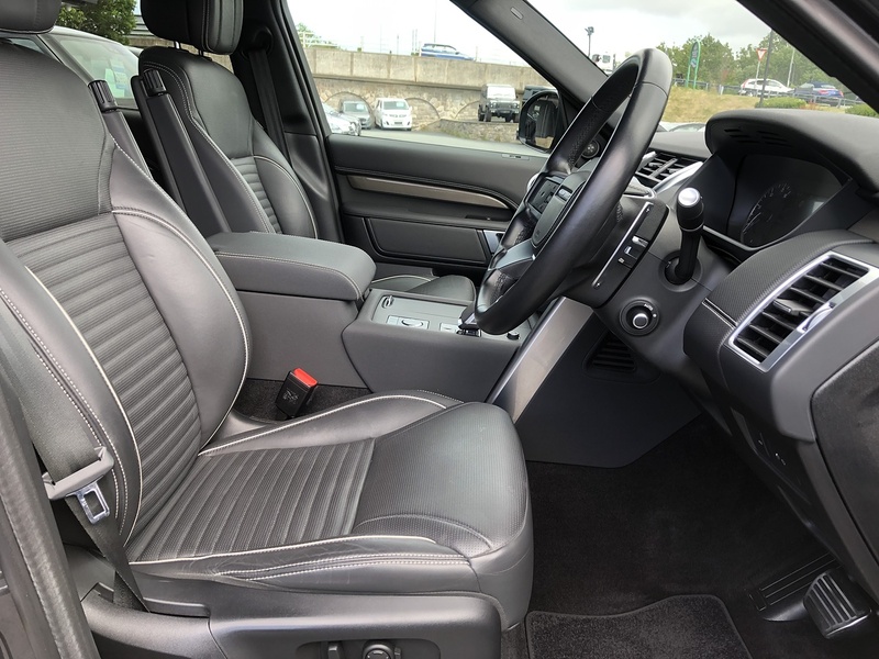 Land Rover Discovery D300 MHEV R-Dynamic HSE - U1660