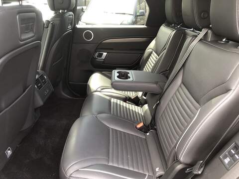 Land Rover Discovery D300 MHEV R-Dynamic HSE - U1660