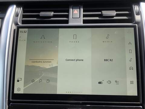 Land Rover Discovery D300 MHEV R-Dynamic HSE - U1660