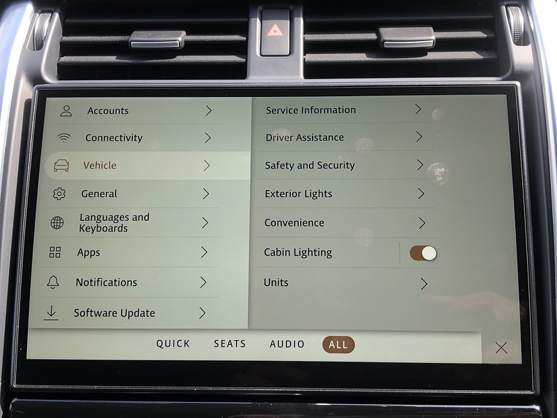 Land Rover Discovery D300 MHEV R-Dynamic HSE - U1660