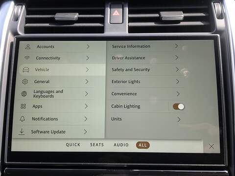 Land Rover Discovery D300 MHEV R-Dynamic HSE - U1660