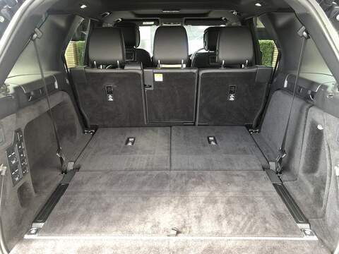 Land Rover Discovery D300 MHEV R-Dynamic HSE - U1660