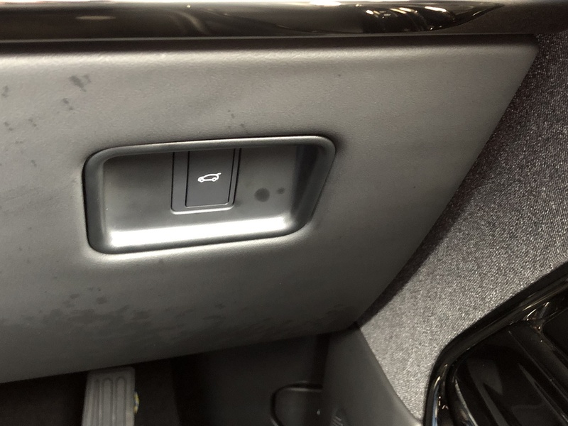 Land Rover Range Rover Sport D300 MHEV SE - U1680