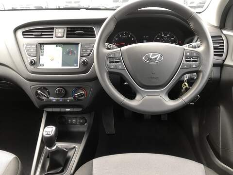 Hyundai i20 Play - U1682
