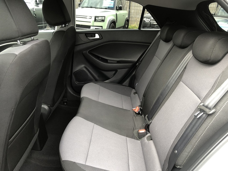 Hyundai i20 Play - U1682