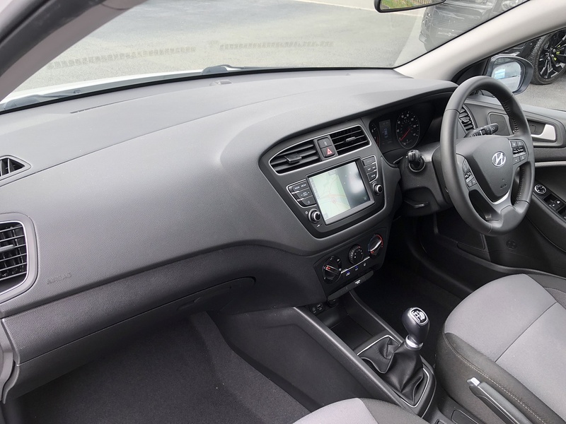 Hyundai i20 Play - U1682