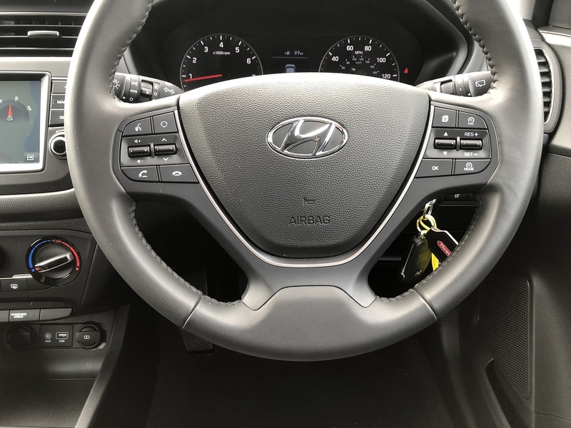 Hyundai i20 Play - U1682