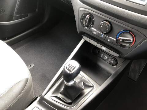 Hyundai i20 Play - U1682