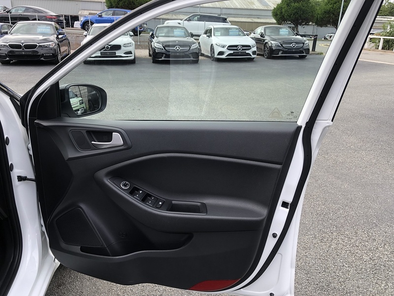 Hyundai i20 Play - U1682