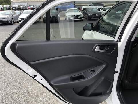 Hyundai i20 Play - U1682