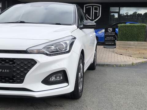 Hyundai i20 Play - U1682