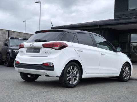 Hyundai i20 Play - U1682