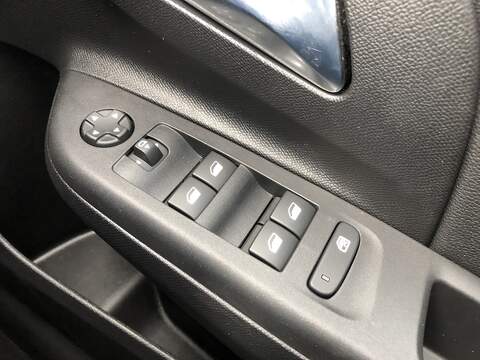 Vauxhall Corsa Elite Edition - U1689