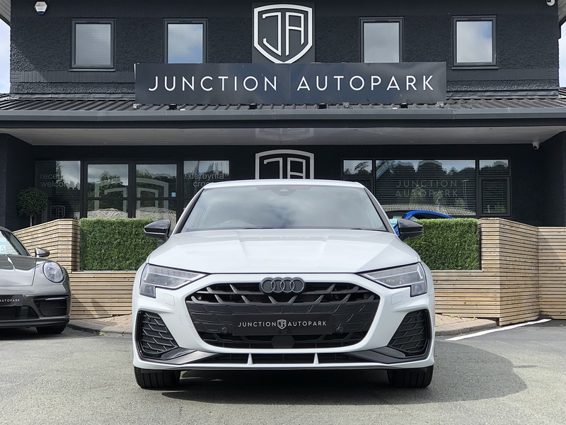 Audi A3 TFSI Black Edition - U1693