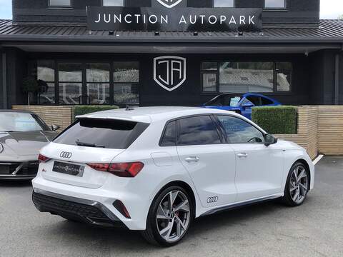 Audi A3 TFSI Black Edition - U1693