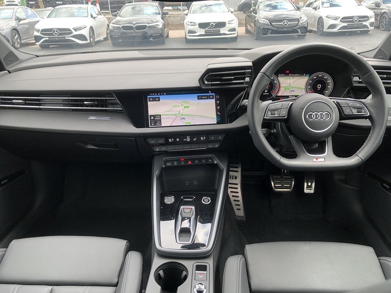 Audi A3 TFSI Black Edition - U1693