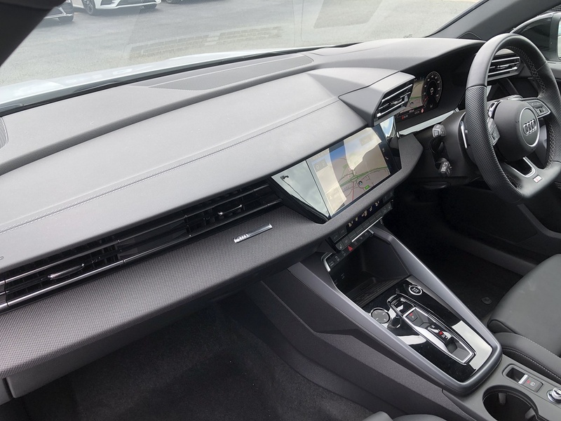 Audi A3 TFSI Black Edition - U1693