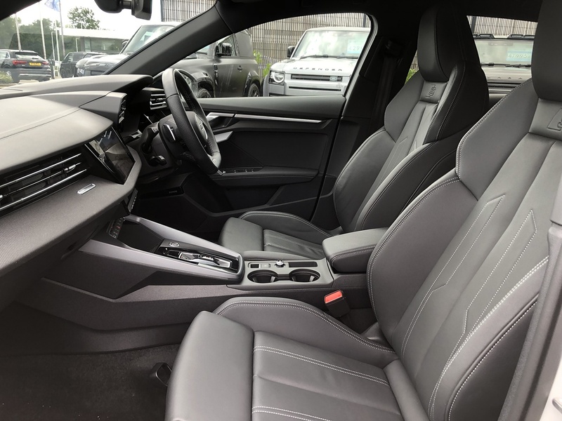 Audi A3 TFSI Black Edition - U1693