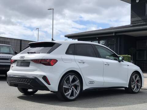 Audi A3 TFSI Black Edition - U1693