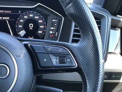 Audi A1 TFSI S line - U1707