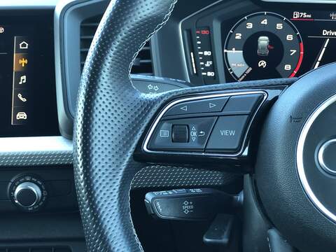 Audi A1 TFSI S line - U1707