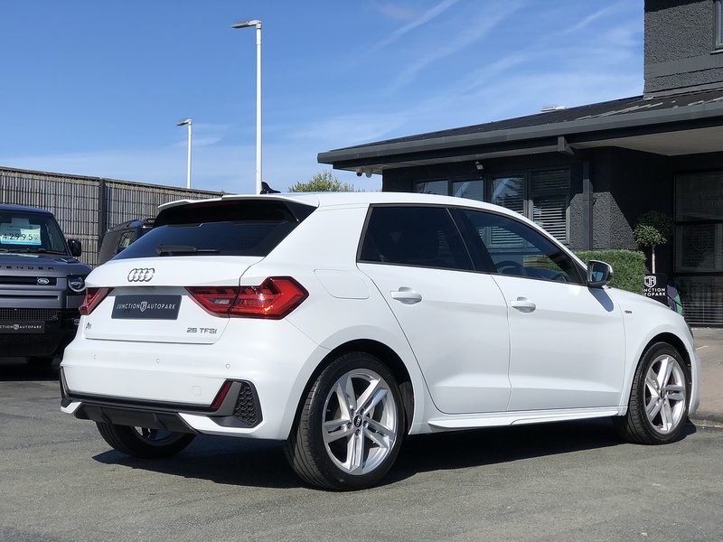 Audi A1 TFSI S line - U1707