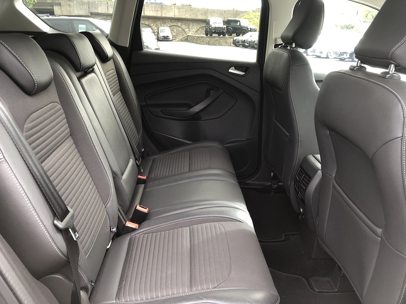 Ford Kuga TDCi EcoBlue Titanium Edition - U1718