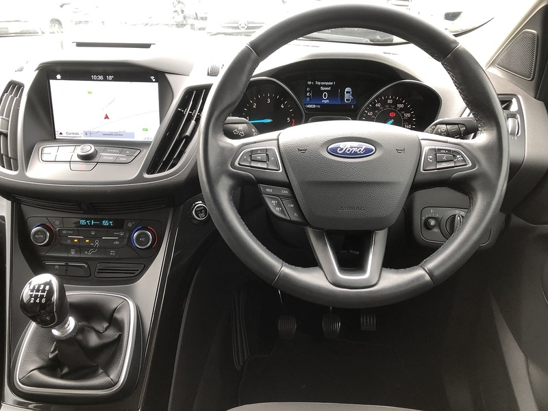 Ford Kuga TDCi EcoBlue Titanium Edition - U1718