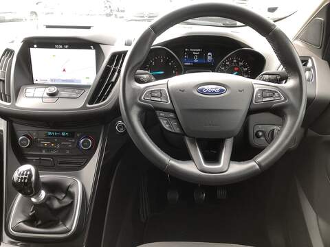 Ford Kuga TDCi EcoBlue Titanium Edition - U1718