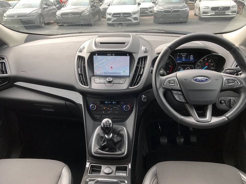 Ford Kuga TDCi EcoBlue Titanium Edition - U1718