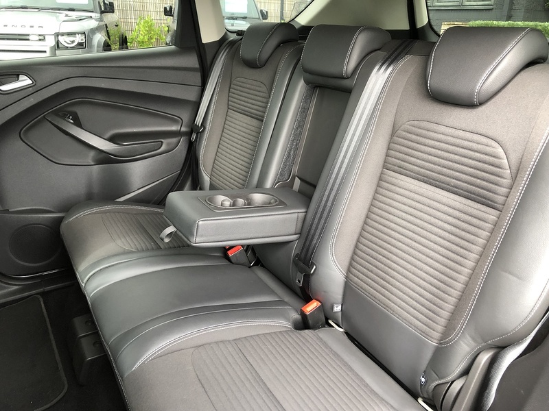 Ford Kuga TDCi EcoBlue Titanium Edition - U1718