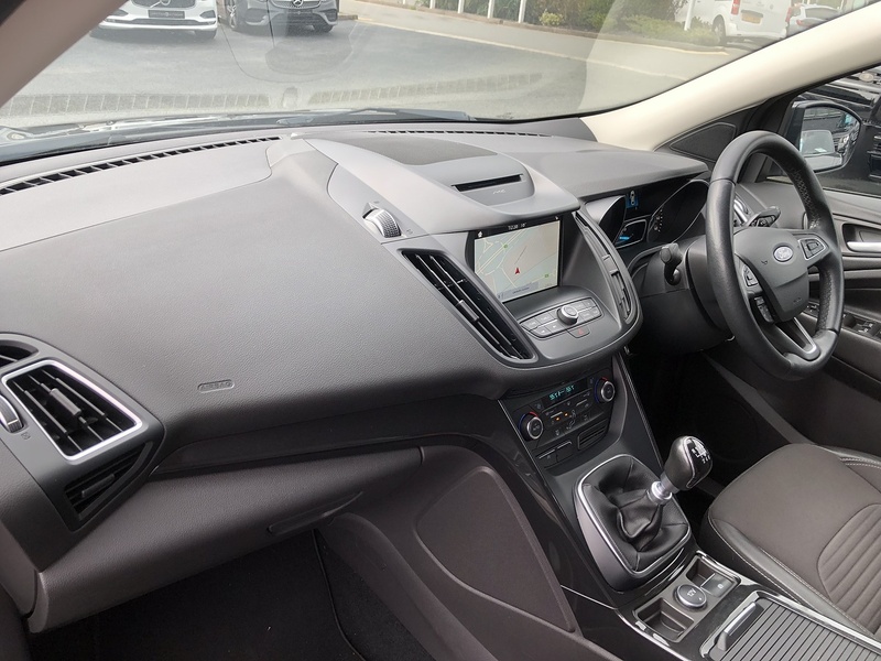 Ford Kuga TDCi EcoBlue Titanium Edition - U1718