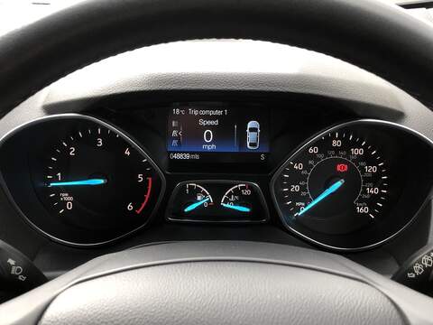 Ford Kuga TDCi EcoBlue Titanium Edition - U1718