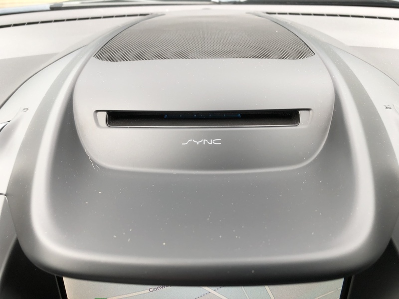 Ford Kuga TDCi EcoBlue Titanium Edition - U1718