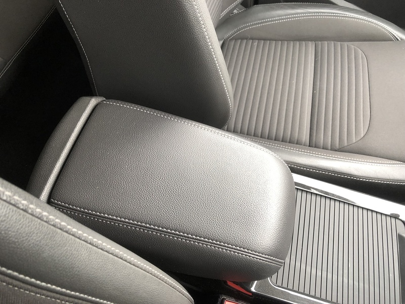 Ford Kuga TDCi EcoBlue Titanium Edition - U1718