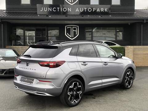 Vauxhall Grandland MHEV Ultimate - U1734