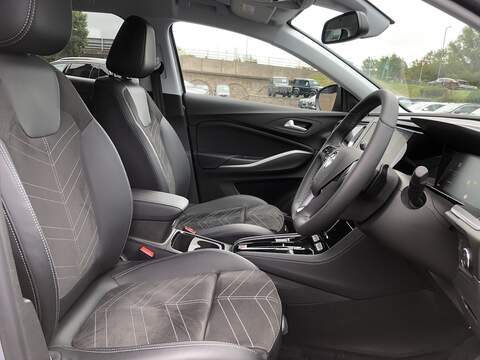 Vauxhall Grandland MHEV Ultimate - U1734