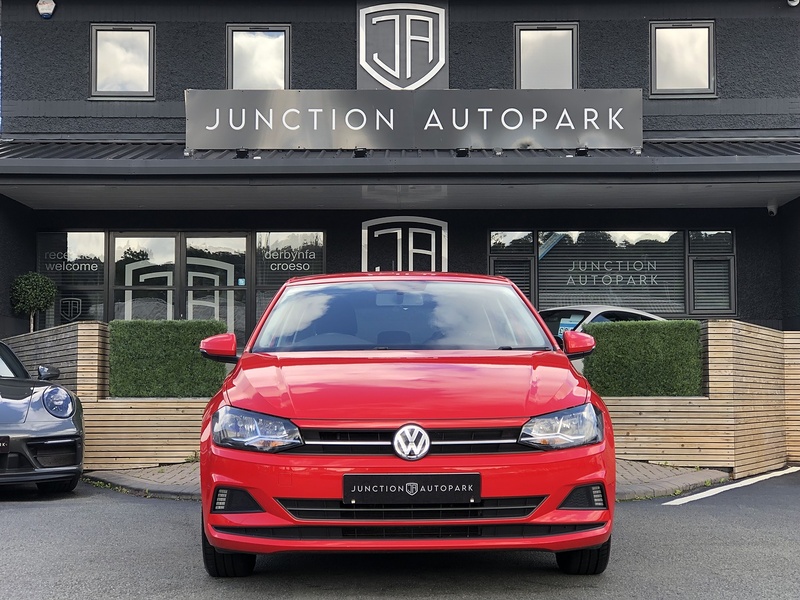 Volkswagen Polo TSI SE - U1739