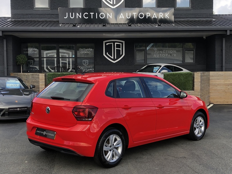 Volkswagen Polo TSI SE - U1739