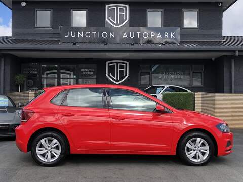 Volkswagen Polo TSI SE - U1739